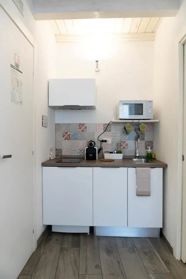 Divisi9 - Apartment Historic Center Palermo