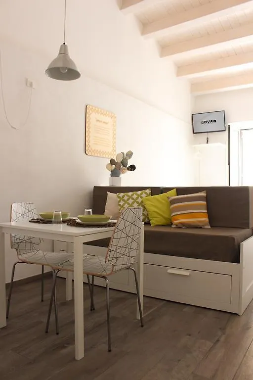 Divisi9 - Apartment Historic Center Palermo 0*,